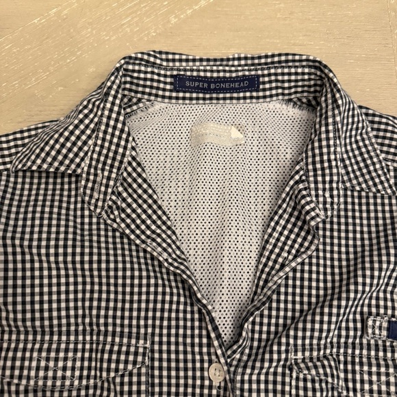 Columbia Outdoor Black and White Casual Button Down Shirt with Classic Collar - Picture 5 of 12